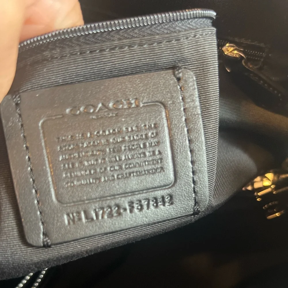 Coach F57842 Signature Drawstring Carryall Shoulder Bag